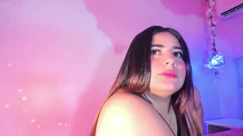 Emiily Grace online show from July 21, 7:49 pm
