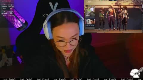 Emili online show from April 25, 1:41 pm