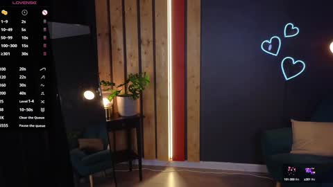 Snapshot of emilia_dream chatting on December 10, 3:12 pm emilia_dream online show from December 10, 3:12 pm