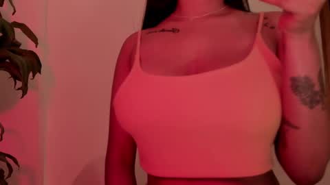 Snapshot of emilia_ghendle chatting on March 3, 9:15 pm Emilia Big Boobs online show from March 3, 9:15 pm