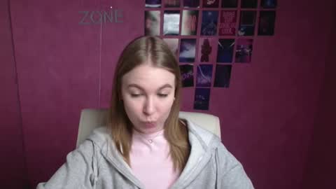 Emilia online show from March 13, 6:42 am