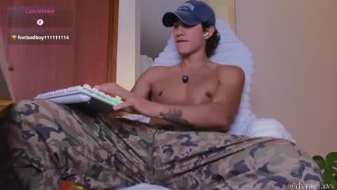Snapshot of emilio_rivs chatting on May 30, 11:57 pm emilio_rivs online show from May 30, 11:57 pm
