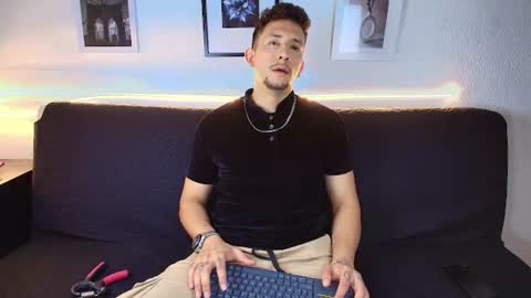 EMILIOCUM online show from June 21, 8:06 am