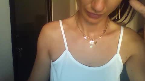 Snapshot of emilly_anne chatting on June 1, 3:14 pm Annita online show from June 1, 3:14 pm