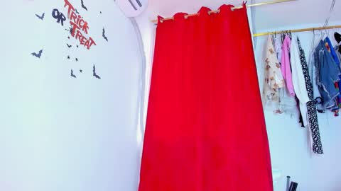 emily online show from November 3, 6:42 pm