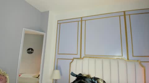 emilly_mell online show from November 20, 11:21 am