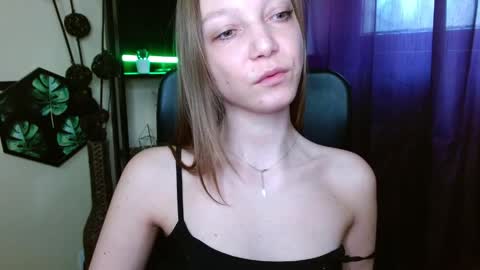 Emilly online show from April 9, 6:13 am