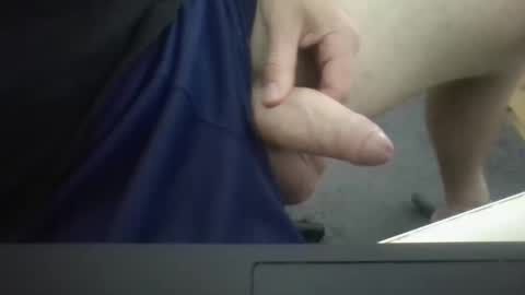 Snapshot of emilmirror chatting on May 8, 12:10 pm emilmirror online show from May 8, 12:10 pm