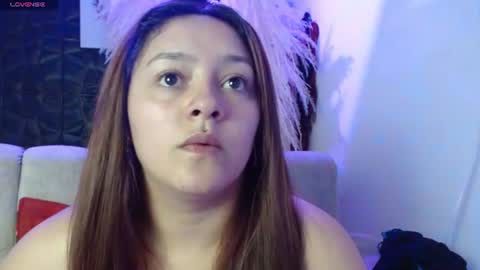 Snapshot of emily308876 chatting on June 19, 3:05 pm emily308876 online show from June 19, 3:05 pm