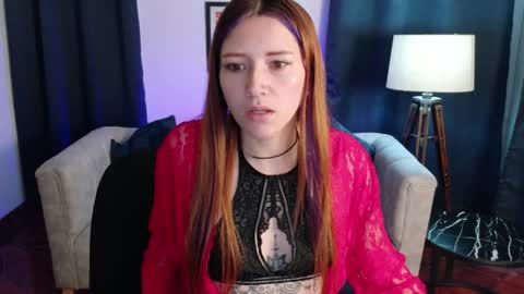 Snapshot of emily_cherry_ chatting on April 25, 2:36 pm Emily Cherry online show from April 25, 2:36 pm