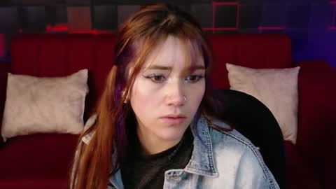 Snapshot of emily_cherry_ chatting on April 30, 12:44 pm Emily Cherry online show from April 30, 12:44 pm