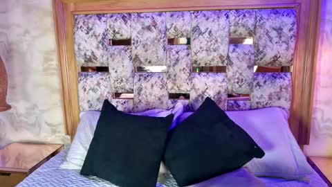 emily_dempsey online show from February 17, 7:09 pm