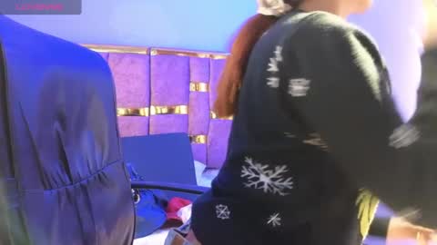 Snapshot of emily_fox_3 chatting on October 1, 3:45 am emily fox 3 online show from October 1, 3:45 am