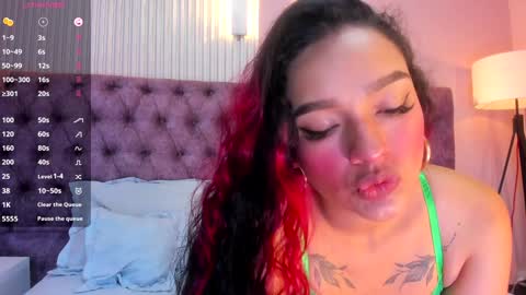 Emily online show from December 21, 7:38 pm