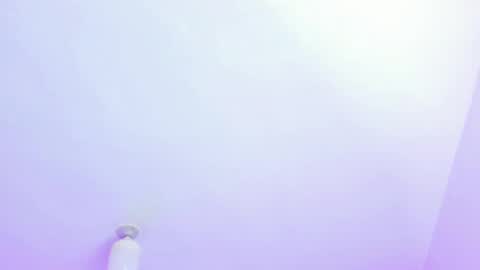 Emi  online show from February 8, 8:10 pm