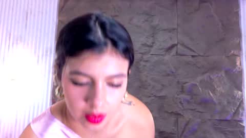 Snapshot of emily_jones3 chatting on April 29, 5:30 pm Emily online show from April 29, 5:30 pm