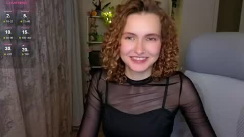 Snapshot of emily_lune chatting on July 12, 5:59 pm Emily online show from July 12, 5:59 pm