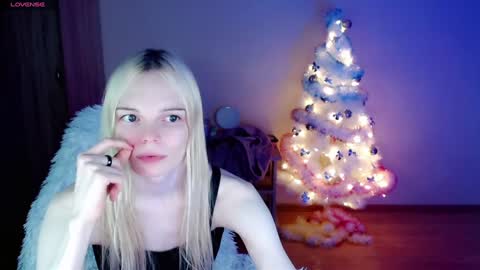 Lia online show from December 23, 11:49 pm