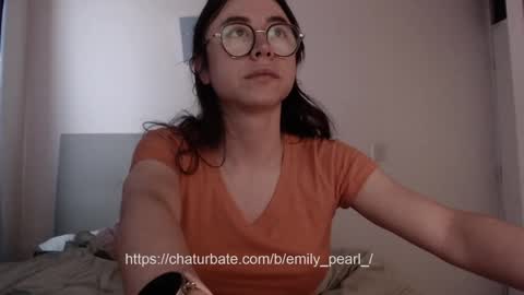 emily_pearl_ online show from February 2, 8:51 pm
