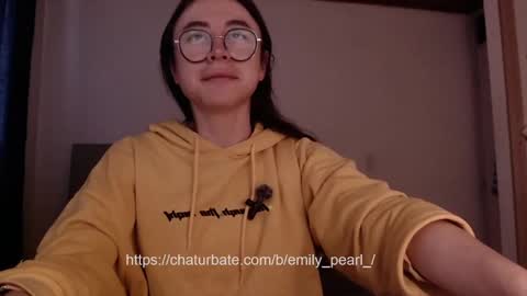emily_pearl_ online show from February 4, 8:59 pm