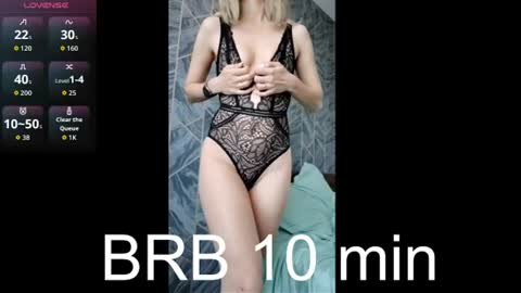 Snapshot of emily_q92 chatting on June 26, 5:50 pm Emily q92 online show from June 26, 5:50 pm