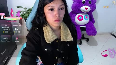       online show from April 2, 3:04 am