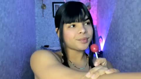 Snapshot of emily_rosue_ chatting on July 22, 2:03 am emily_rosue_ online show from July 22, 2:03 am