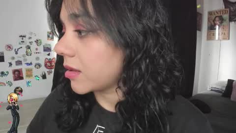 Snapshot of emily_vader chatting on September 14, 6:29 pm emily_vader online show from September 14, 6:29 pm