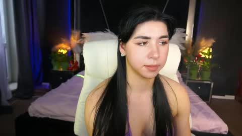 Snapshot of emilycandys chatting on May 15, 7:26 am Emy online show from May 15, 7:26 am