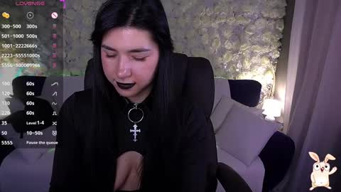 Snapshot of emilycandys chatting on May 28, 6:21 am Emy online show from May 28, 6:21 am