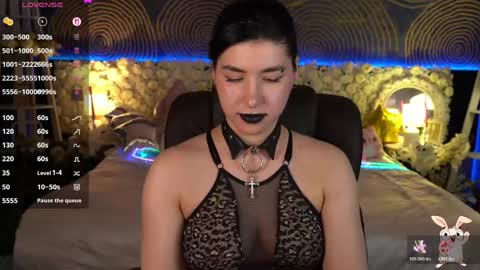 Snapshot of emilycandys chatting on June 2, 6:26 am Emy online show from June 2, 6:26 am