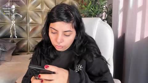  Emily  online show from October 26, 1:06 pm