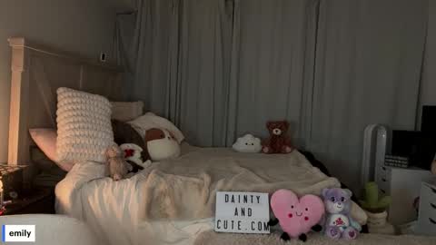 emilyfawn online show from March 5, 5:03 am