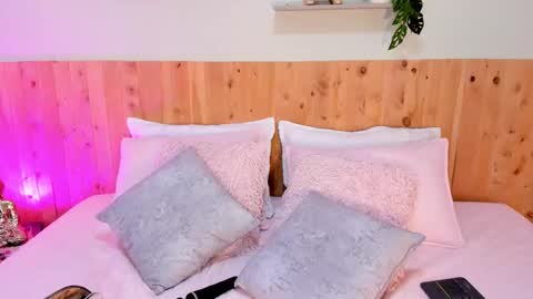 Emily online show from January 16, 7:40 pm