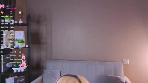 Emi online show from March 4, 3:18 pm