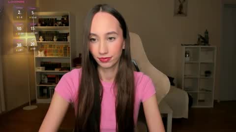 Snapshot of emilyhoston chatting on May 25, 8:26 pm Alina online show from May 25, 8:26 pm