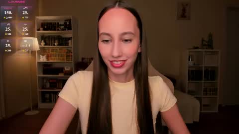 Snapshot of emilyhoston chatting on July 9, 8:13 pm Alina online show from July 9, 8:13 pm
