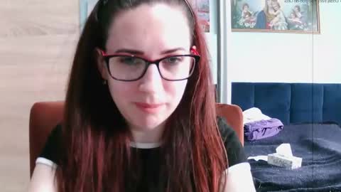 Snapshot of emilyhotflirt chatting on May 11, 9:04 am Emily online show from May 11, 9:04 am