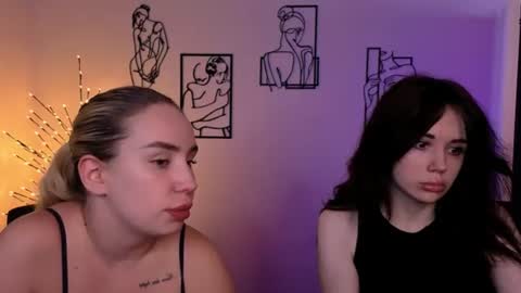Snapshot of emilynxx chatting on July 11, 7:16 pm Emma online show from July 11, 7:16 pm