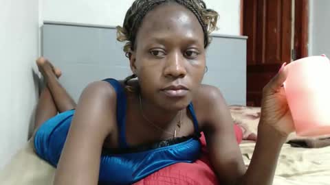 Emilly online show from October 28, 7:16 pm