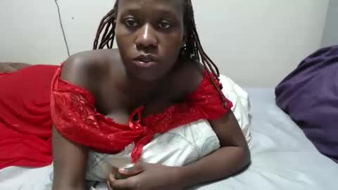 Emilly online show from April 6, 9:16 pm