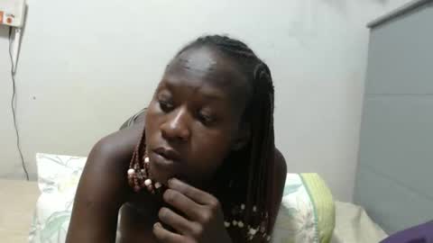 Emilly online show from April 12, 9:31 pm