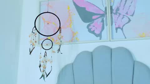 Snapshot of emilypradaa chatting on February 8, 1:53 am Emii online show from February 8, 1:53 am