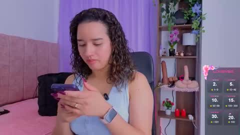 emilyrousex online show from December 18, 3:40 pm