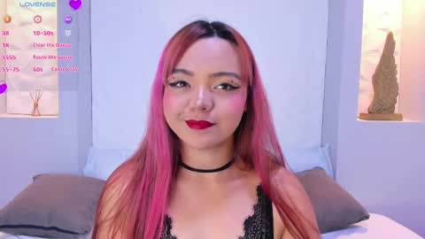 EMILY online show from February 25, 7:14 pm