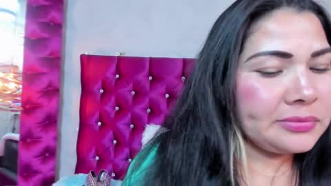 Emily online show from January 9, 8:44 pm