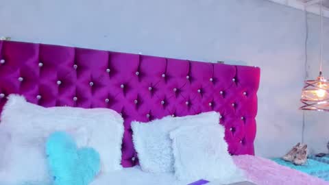 Emily online show from January 11, 1:11 pm