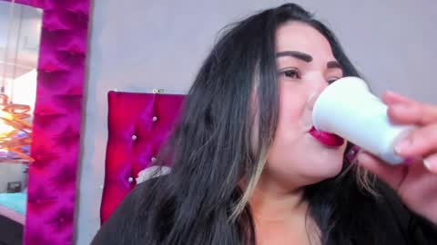 Emily online show from January 14, 1:06 pm