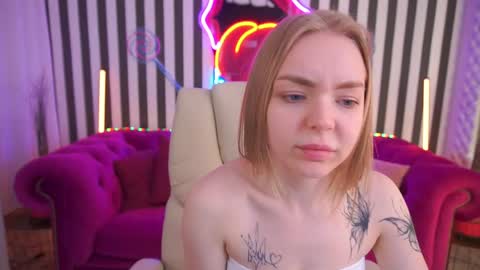  MY NAME IS Emily WELCOME EVERYONE I WILL BE HAPPY TO GIVE YOU WHAT YOU HAVE DREAMED OF FOR SO LONG online show from April 22, 6:38 am