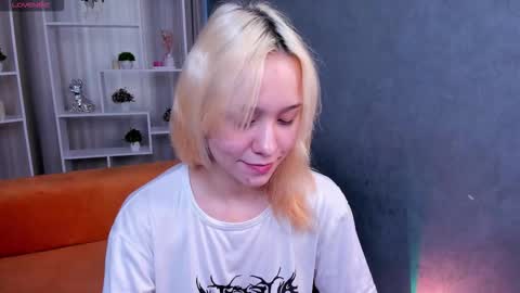 Betty online show from March 3, 1:23 am